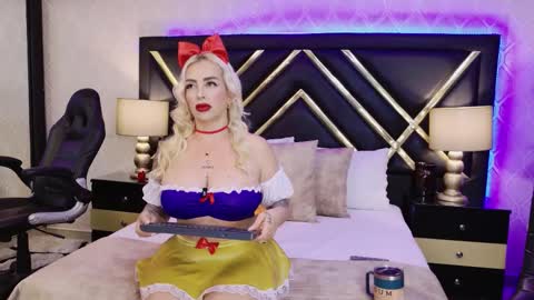 SophieWinslow online show from 11/01/25, 01:57