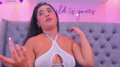 Sophii  online show from 05/13/26, 08:16