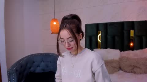 sophi online show from 01/22/25, 12:27