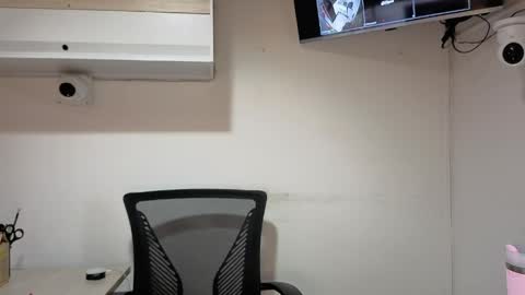 Snapshot of sophiie_blakee chatting on 05/08/26, 11:32 Sophiee online show from 05/08/26, 11:32
