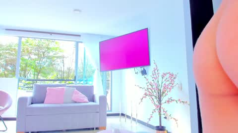 Snapshot of sophijonnes chatting on 01/27/25, 05:04 YULITZA online show from 01/27/25, 05:04