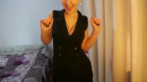 Sophi online show from 02/09/26, 10:30