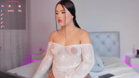 sophy  online show from 03/06/25, 07:57