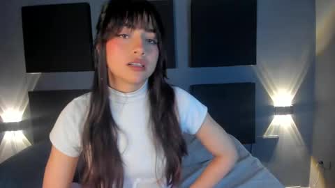 Snapshot of sophy_smilesweet chatting on 01/17/25, 02:39 SOPHY ROGERS online show from 01/17/25, 02:39