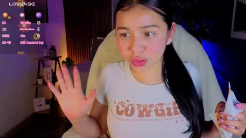 Snapshot of sophyadams_ chatting on 03/04/26, 10:16 Sophy online show from 03/04/26, 10:16