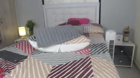 Sofia  online show from 01/31/25, 09:37