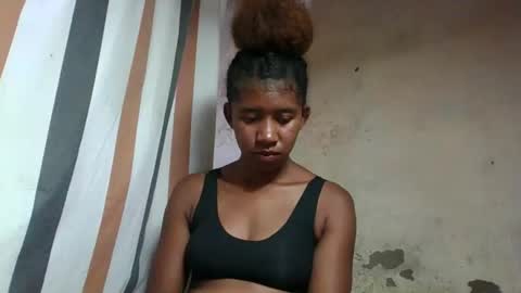 soriettezah online show from 04/12/26, 04:34