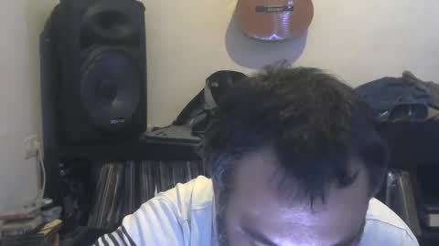 Snapshot of sorollrosa chatting on 10/25/25, 03:03 Metronomism online show from 10/25/25, 03:03