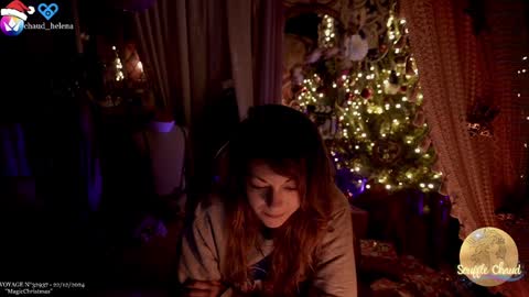 Snapshot of souffle_chaud chatting on 12/22/24, 05:53 . . online show from 12/22/24, 05:53