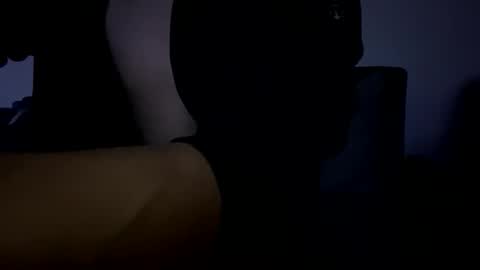 Snapshot of soulsurfer1985 chatting on 11/21/25, 03:38 soulsurfer1985 online show from 11/21/25, 03:38