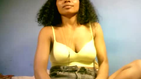 sourayaa online show from 04/01/26, 01:41