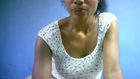 sourayaa online show from 04/08/26, 11:54