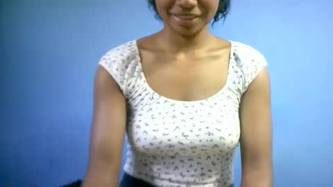 sourayaa online show from 04/11/26, 01:37
