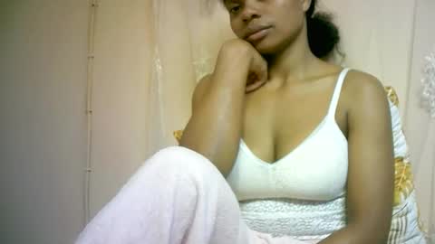 sourayaa online show from 05/25/26, 10:49