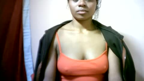 sourayaa online show from 06/25/26, 05:39