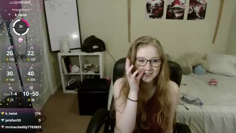 Snapshot of southerbunny chatting on 03/01/25, 11:17 Bunnydathug online show from 03/01/25, 11:17