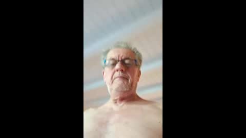 Snapshot of sowhatg chatting on 03/26/26, 10:43 sowhatg online show from 03/26/26, 10:43