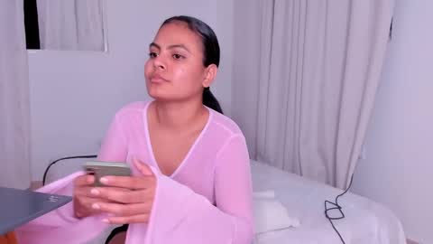 Snapshot of soy_naty_rose3 chatting on 01/11/25, 12:55 Naty online show from 01/11/25, 12:55