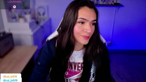 Luisa    online show from 10/23/25, 12:21