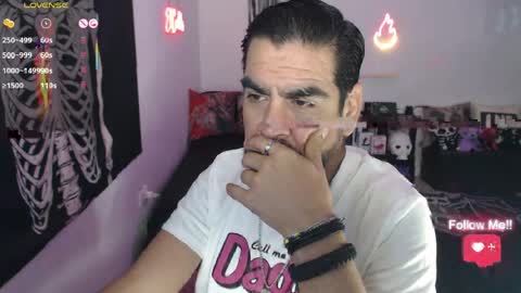 El Carlitos online show from 05/12/26, 02:03
