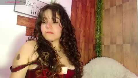 Snapshot of soygreeicy chatting on 06/11/26, 04:43 greeicy online show from 06/11/26, 04:43