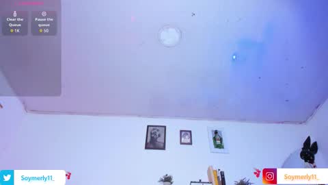 Snapshot of soymerly11_ chatting on 11/25/25, 02:22 Independent Model Merly online show from 11/25/25, 02:22