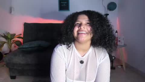 Snapshot of soynerea chatting on 07/19/26, 03:43 online show from 07/19/26, 03:43