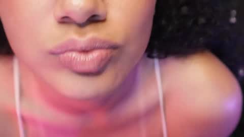 Snapshot of soytropicalfruit chatting on 12/03/24, 01:08 You want to talk to me more personal follow me in My Channel VIP 50 the discount online show from 12/03/24, 01:08