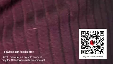 Snapshot of soytropicalfruit chatting on 02/19/25, 01:29 You want to talk to me more personal follow me in My Channel VIP 50 the discount online show from 02/19/25, 01:29