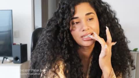 Snapshot of soytropicalfruit chatting on 09/15/25, 12:16 You want to talk to me more personal follow me in My Channel VIP 50 the discount online show from 09/15/25, 12:16