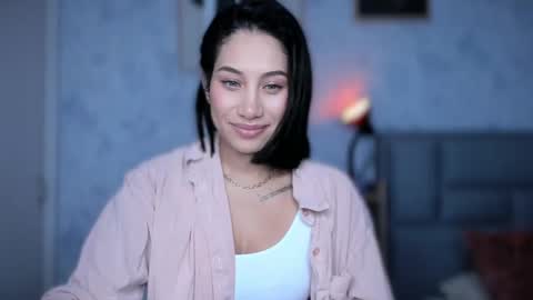 Snapshot of soytulu_ chatting on 10/14/25, 02:40 brisa  s online show from 10/14/25, 02:40