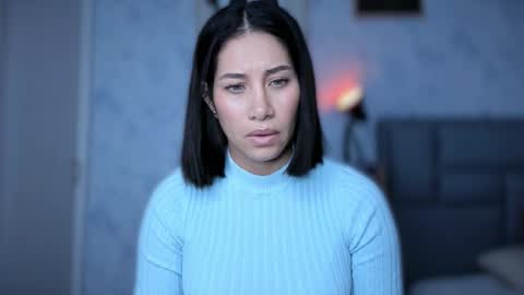 Snapshot of soytulu_ chatting on 10/25/25, 03:51 brisa  s online show from 10/25/25, 03:51