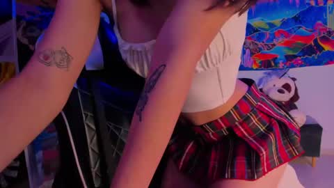 Val online show from 02/18/25, 01:10