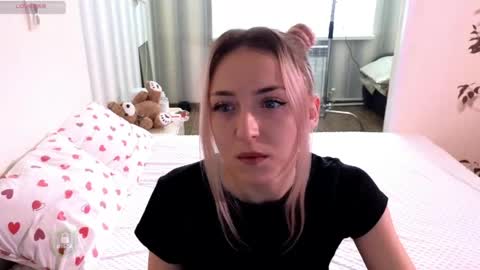 Snapshot of space_danger chatting on 03/21/26, 09:25 space danger online show from 03/21/26, 09:25