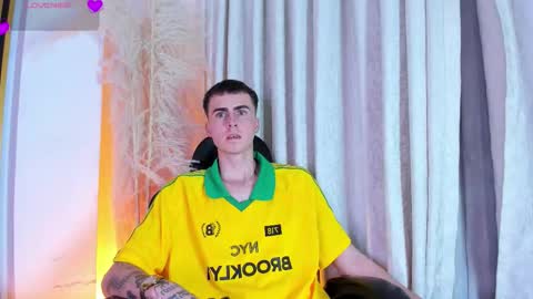 spaceboy_1 online show from 03/08/26, 05:00