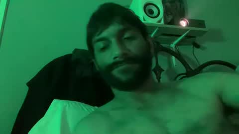 Snapshot of spacecase843 chatting on 02/16/25, 07:48 TrndSettrz online show from 02/16/25, 07:48