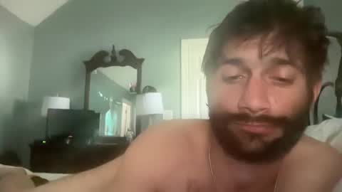 Snapshot of spacecase843 chatting on 03/02/25, 02:43 TrndSettrz online show from 03/02/25, 02:43