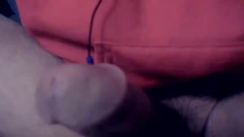 Snapshot of spacecase843 chatting on 03/04/25, 09:18 TrndSettrz online show from 03/04/25, 09:18