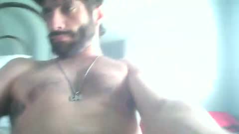 Snapshot of spacecase843 chatting on 03/05/25, 10:10 TrndSettrz online show from 03/05/25, 10:10