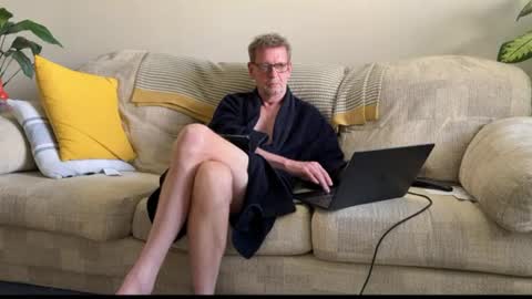 spaceman_fun online show from 06/10/26, 04:17