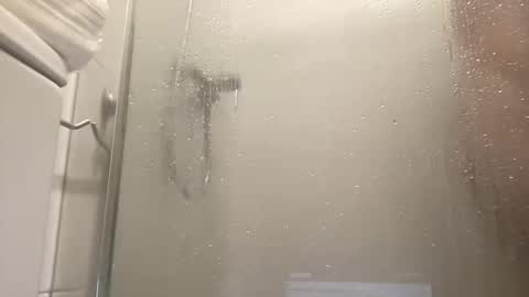 Snapshot of spanish_hetero chatting on 11/28/25, 08:44 SPANISH HETERO online show from 11/28/25, 08:44