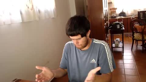 spanish online show from 02/14/25, 02:23