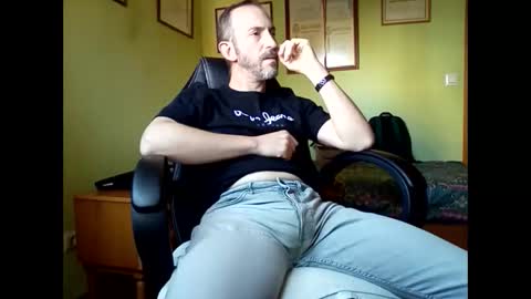 Manu  online show from 05/11/26, 04:04