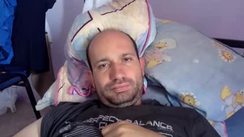 Snapshot of sparei7 chatting on 06/03/26, 10:07 Snaiky online show from 06/03/26, 10:07