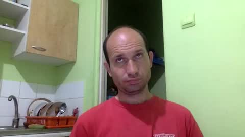 Snapshot of sparei7 chatting on 06/10/26, 10:30 Snaiky online show from 06/10/26, 10:30