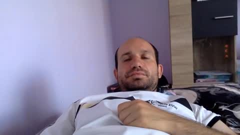 Snapshot of sparei7 chatting on 06/16/26, 02:09 Snaiky online show from 06/16/26, 02:09