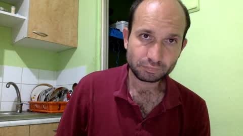 Snapshot of sparei7 chatting on 06/17/26, 10:10 Snaiky online show from 06/17/26, 10:10