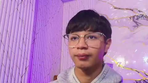 spark_tay online show from 05/18/26, 04:07