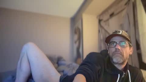 Dad online show from 11/11/25, 07:41