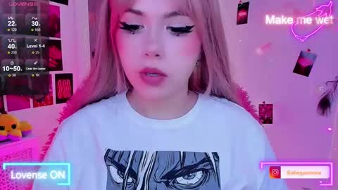 Snapshot of sparklemona chatting on 03/03/25, 02:15 SparkleMona online show from 03/03/25, 02:15